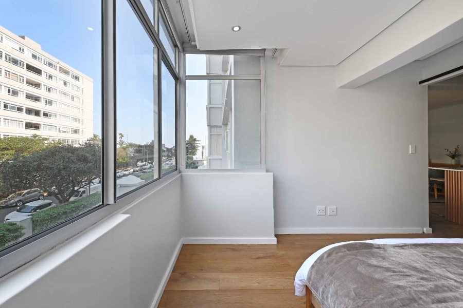 To Let 2 Bedroom Property for Rent in Sea Point Western Cape